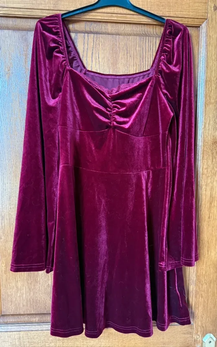 Robe forme princesse suédine bordeaux SHEIN taille 38 neuve