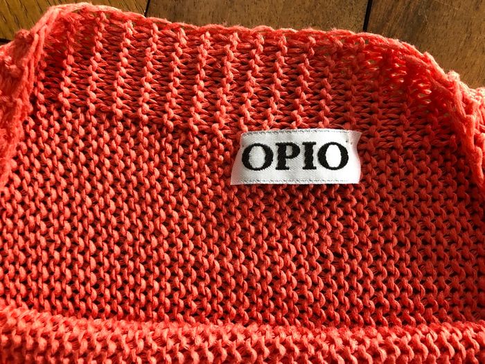 Pull chauve-souris taille 1 - photo numéro 2