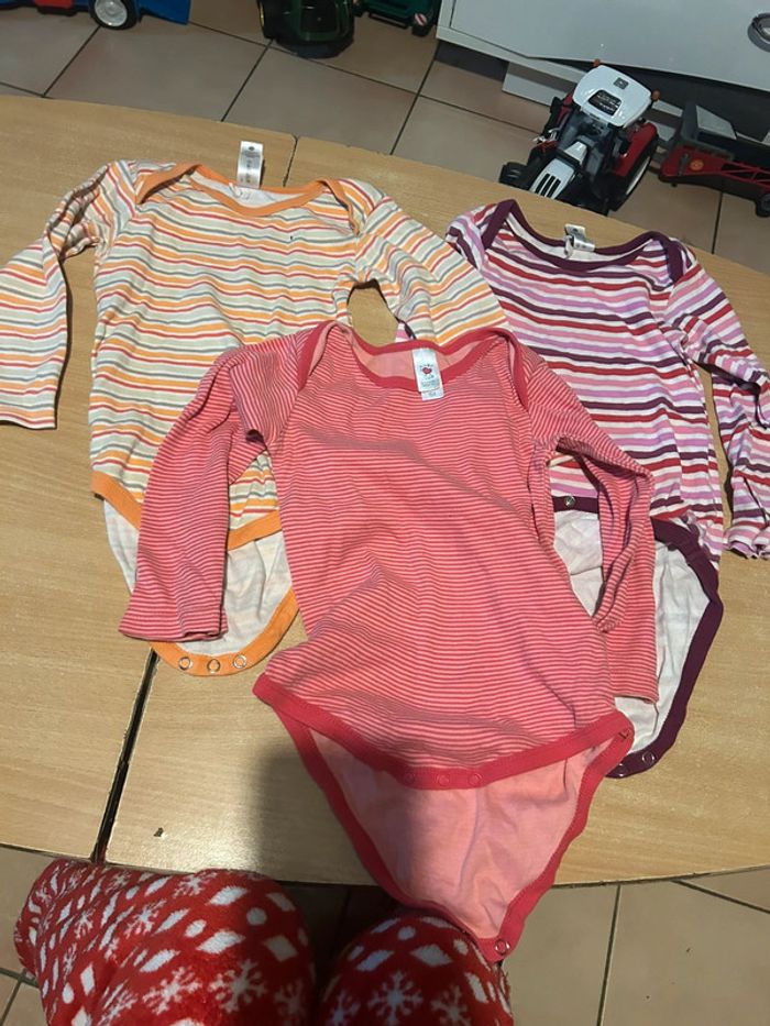 Lot vêtements 4 ans - photo numéro 8