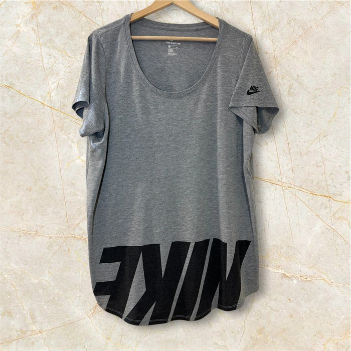 Teeshirt Nike - photo numéro 2
