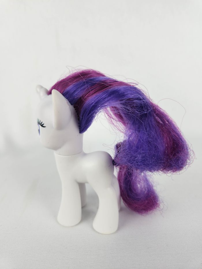 My Little Pony MLP Rarity - G4 Licorne Blanche Crinière Violette - photo numéro 4