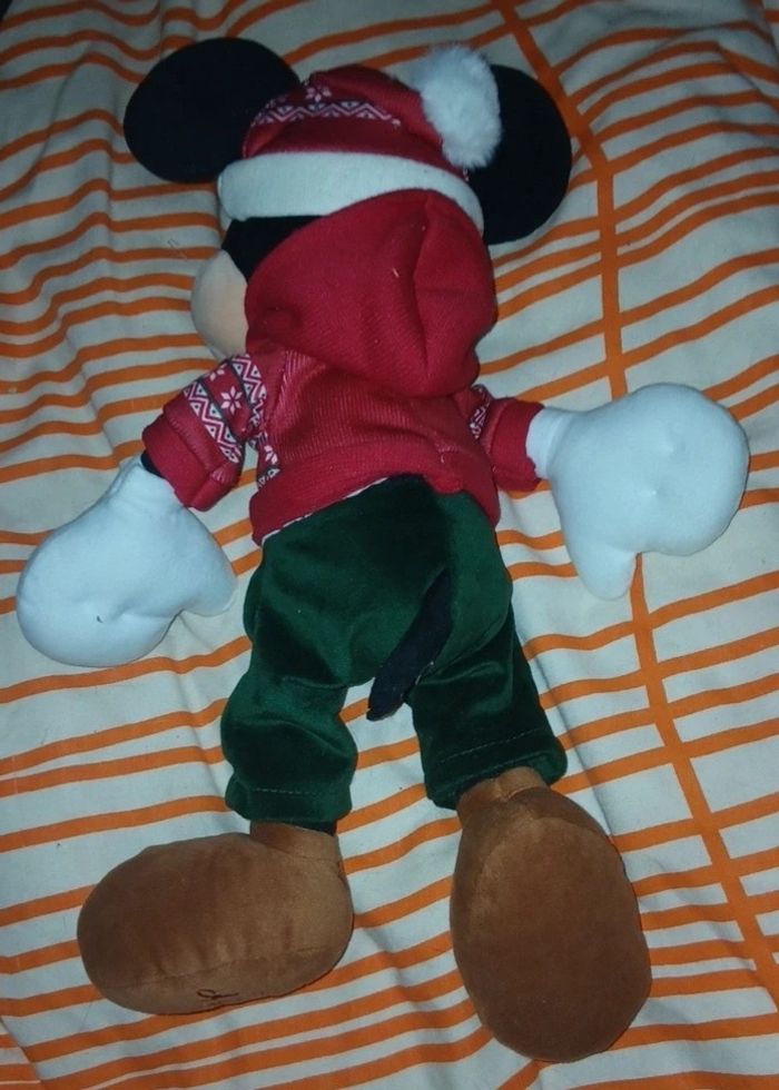 Peluche Mickey Disney 2022 - photo numéro 2