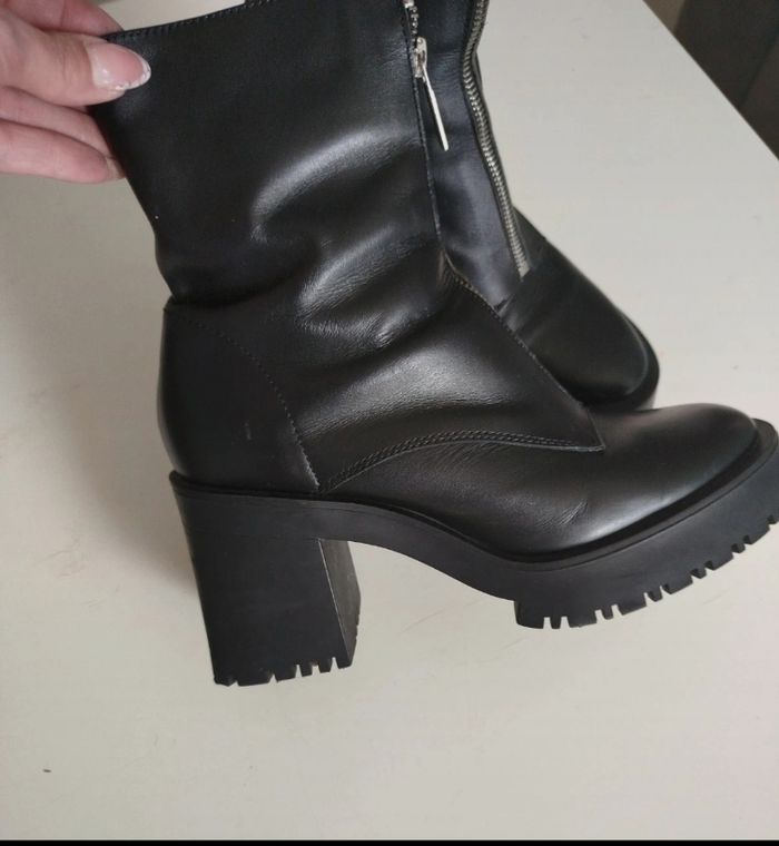 Bottines noires Zara - photo numéro 2