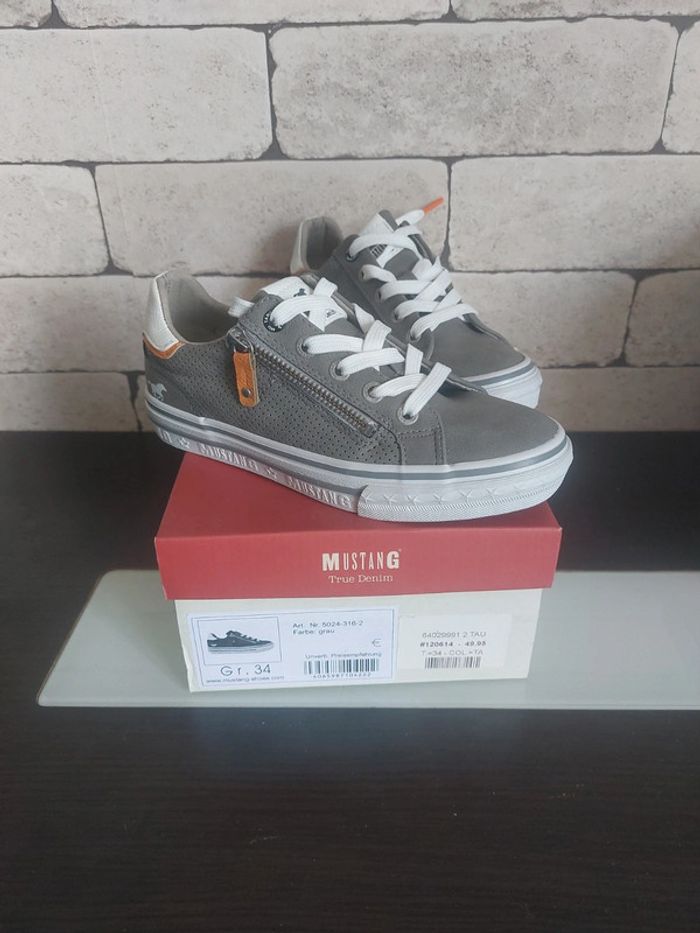 Chaussure taille 34 - photo numéro 2