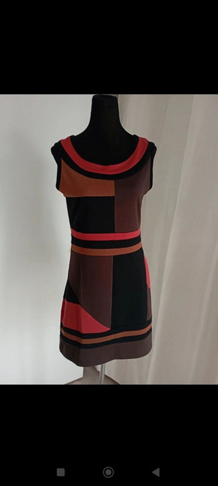 Robe noire orange