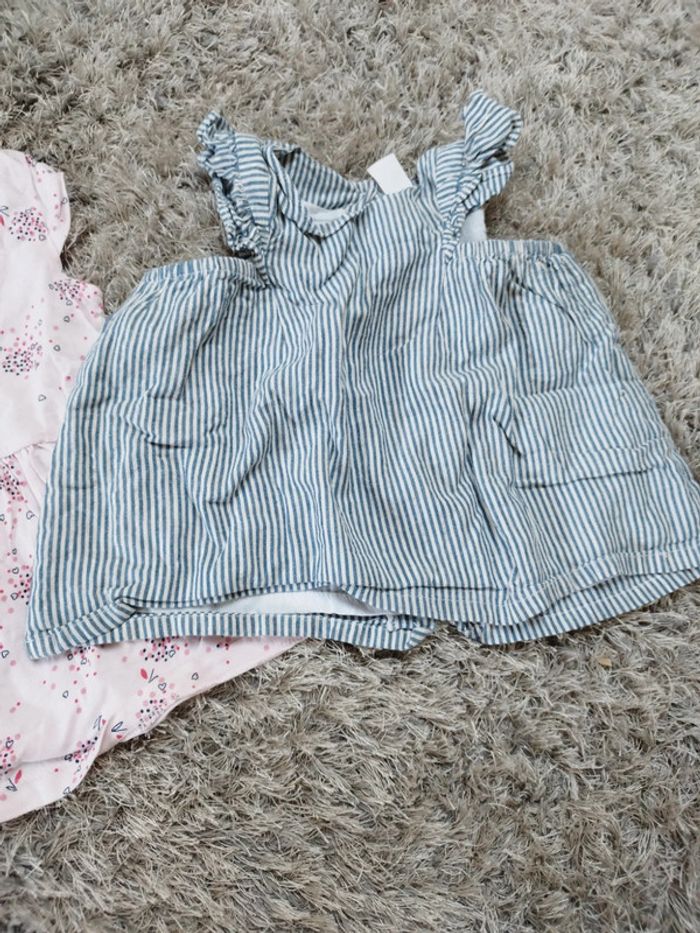 Lot de deux robes bébé fille été 6 mois - photo numéro 3