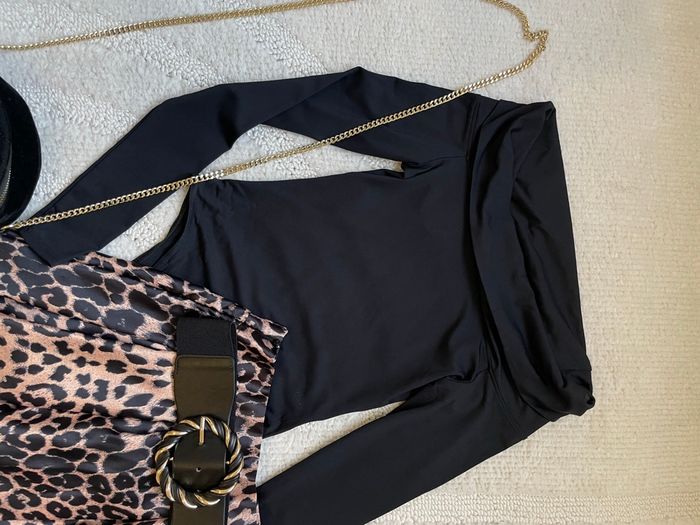 Ensemble T34 body + jupe - photo numéro 3