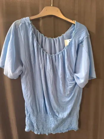 323481 haut bleu ciel femme L