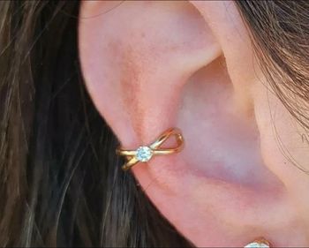 Bague d'oreille ear-cuff faux piercing sans trou plaqué or et zirconium