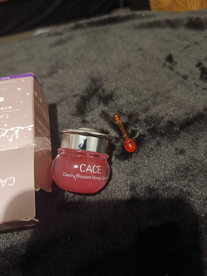 Baume à lèvres au miel et au fleur de cerisier - photo numéro 2