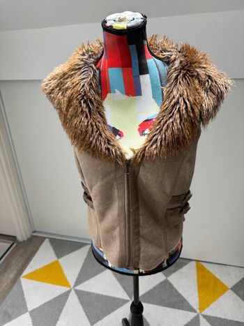 Veste sans manches en fausse fourrure No Excuse Taille 38