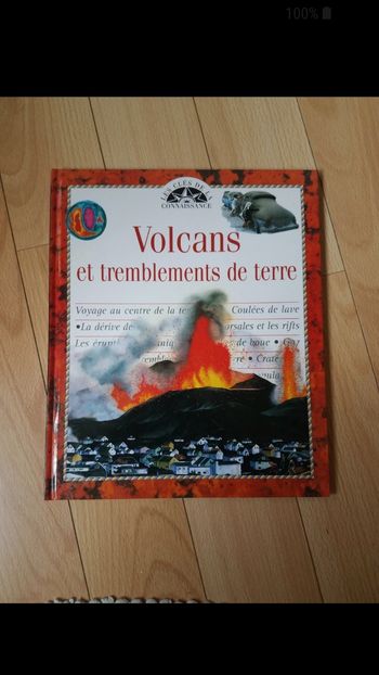 Livre les clés de la connaissance Volcans et tremblements de terre