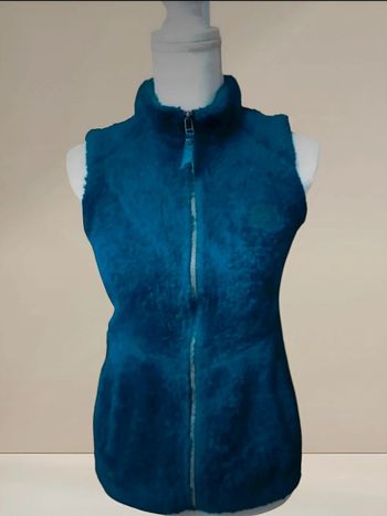 Doudoune sans manches.