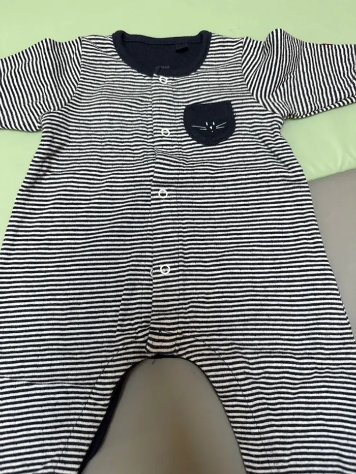 combinaison petit bateau 1 mois - photo numéro 3