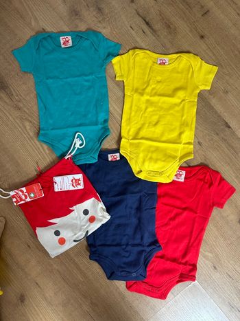 Lot 4 bodies tootsa neufs  coton organic