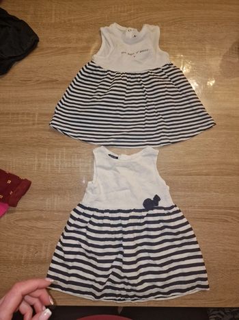Lot 2 robes 6 mois
