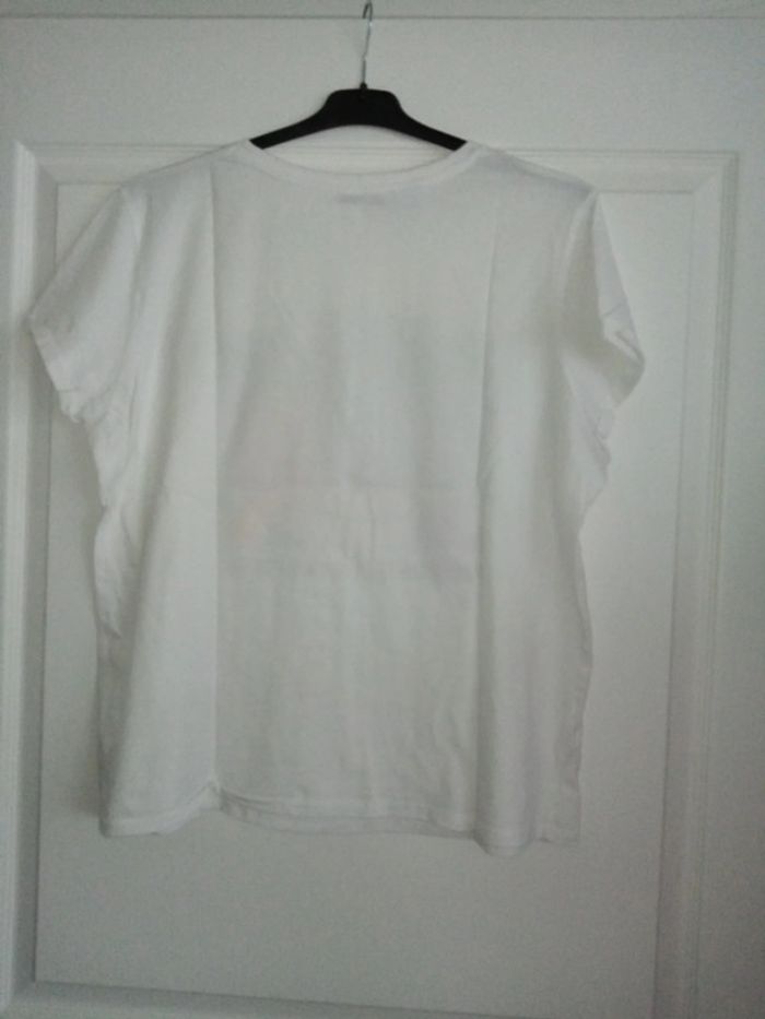 Tee shirt - photo numéro 2