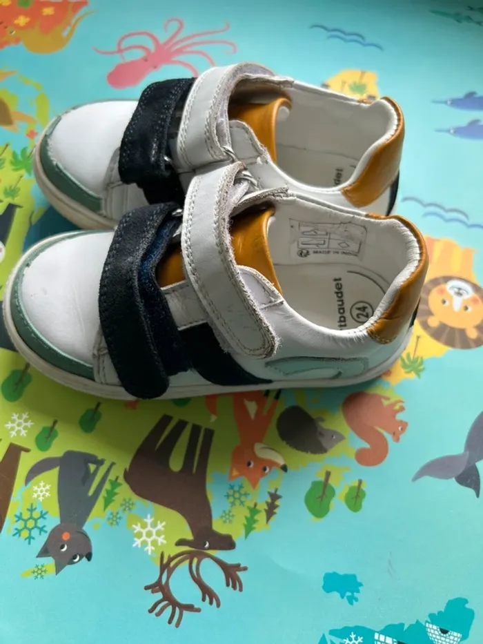 Chaussures taille 24 - photo numéro 3