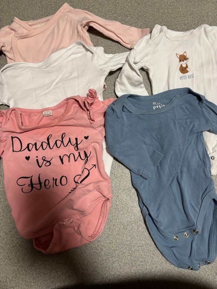 lots bodies 3 mois - photo numéro 2