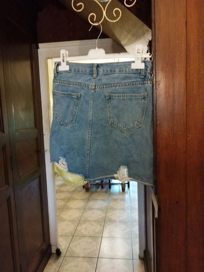 Jupe bleue en jeans déchiré Shein taille S/36 - photo numéro 10