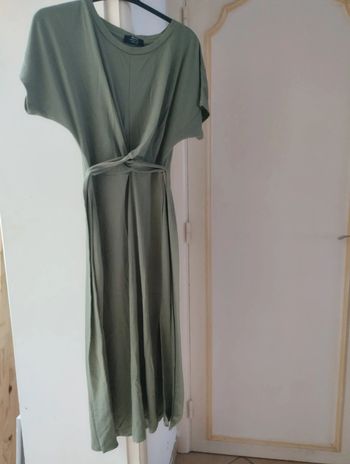 Robe longue Kaki Bershka