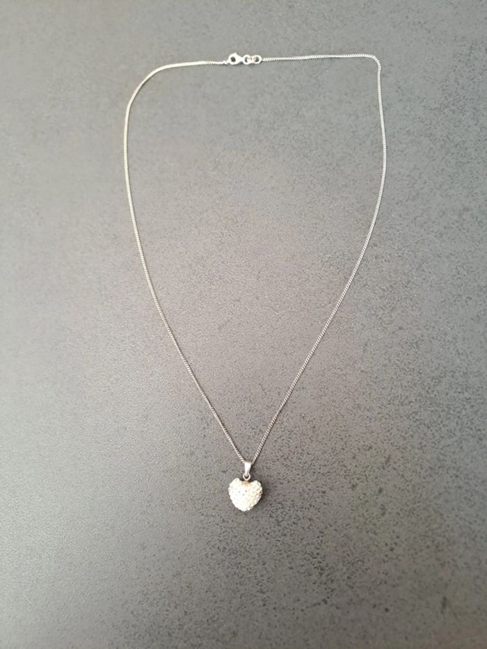 Collier avec pendentif cœur bombé blanc strass 1.3 cm - photo numéro 2