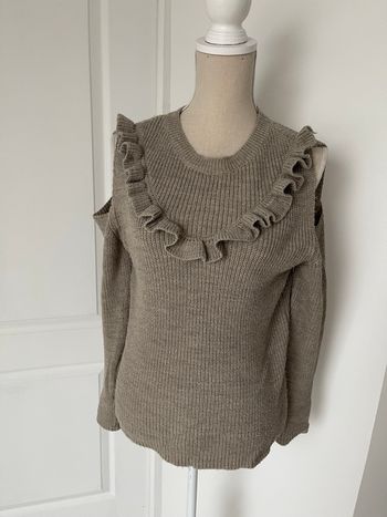 Pull épaules dénudées 