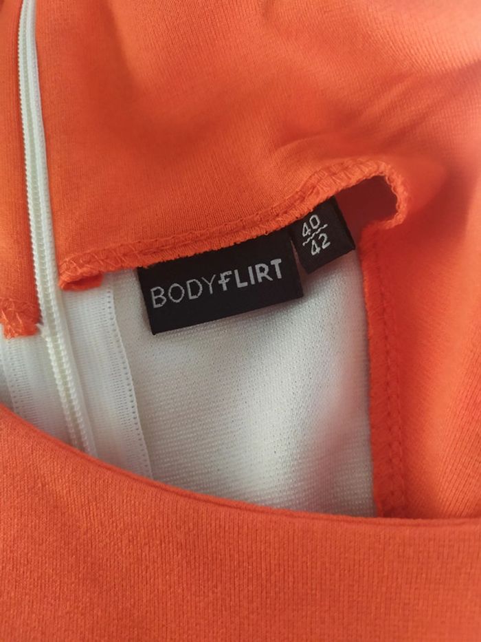 Robe tricolore - photo numéro 4