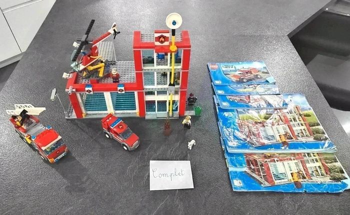 70 € Lego 60004 city avec les 5 notices + la boite - photo numéro 5