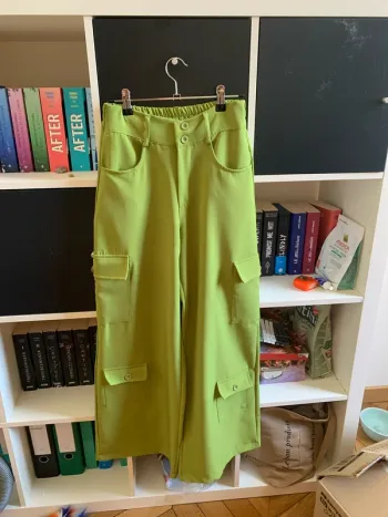 Pantalon fluide cargo vert
