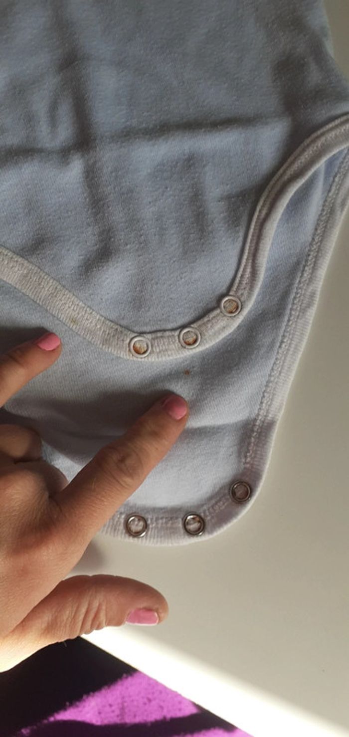 Lot de 3 bodies manches courtes 18 mois - photo numéro 16