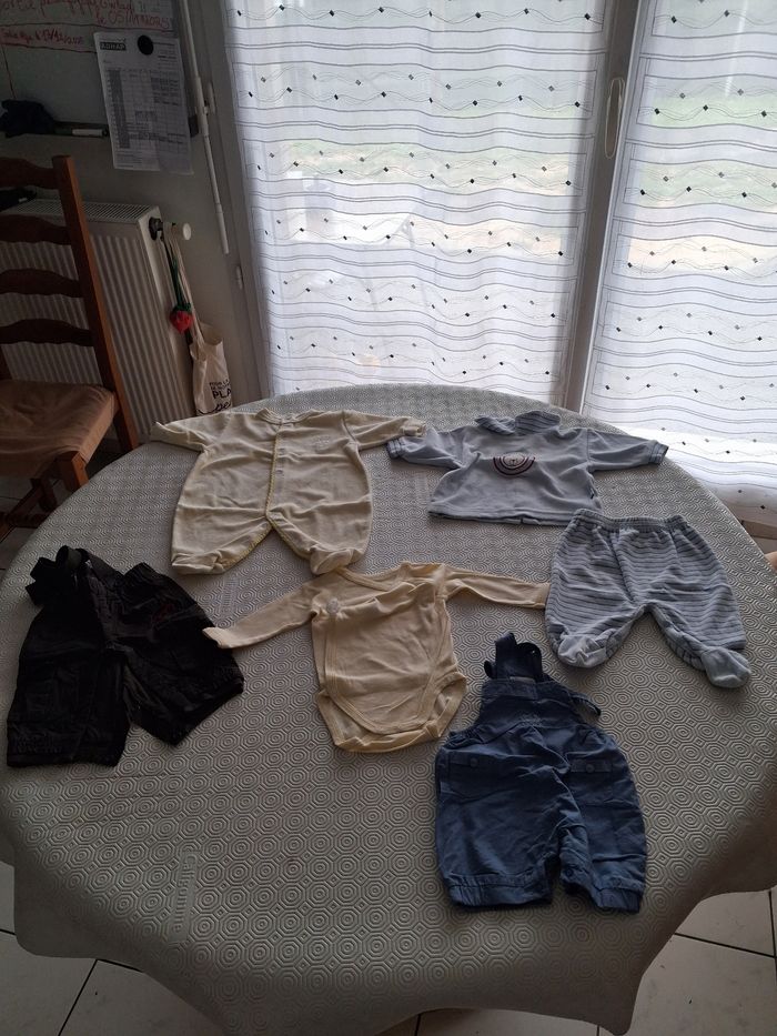 Vêtements  garçon 1 mois