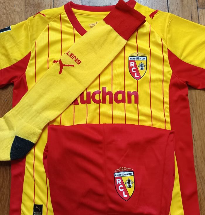 Kit football taille 10 ans modèle RC Lens 2026 domicile - photo numéro 3