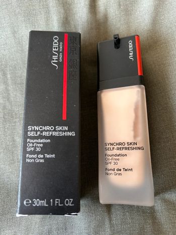 Shiseido Synchro Skin Self-Refreshing Fond de teint non gras 30ml