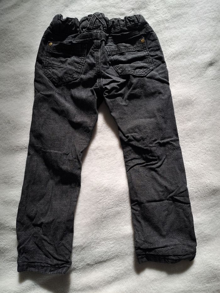 Jeans taille 4 ans - photo numéro 2