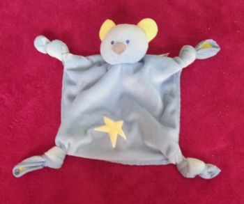 Doudou carre plat ours bleu avec étoile Cobico