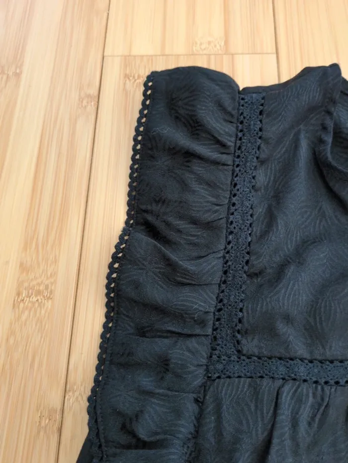 Haut/ blouse noire - photo numéro 2