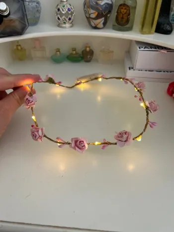 Couronne de fleurs lumineuses