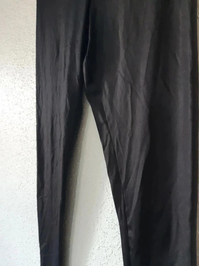 Legging vinyle taille L - photo numéro 2