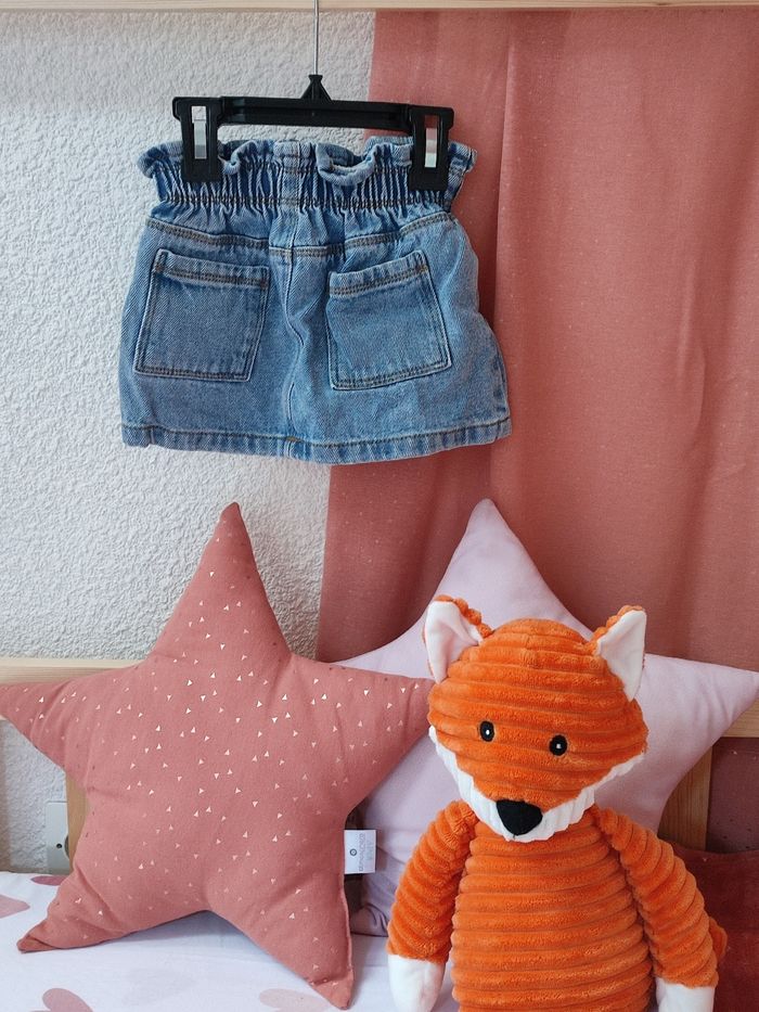 Jupe en jean avec élastique à la taille - 24 mois - Très bon état - Gémo - photo numéro 2