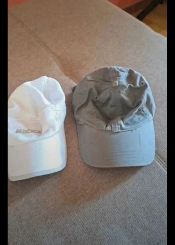 2 casquettes (lire descriptif)