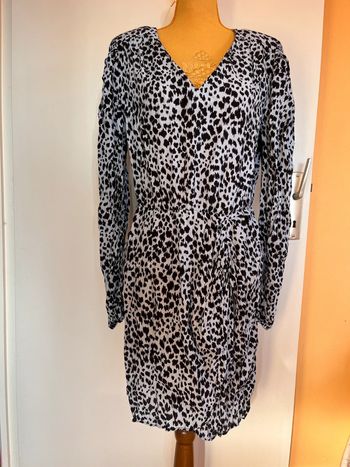 Robe chic léopard reserved taille 42
