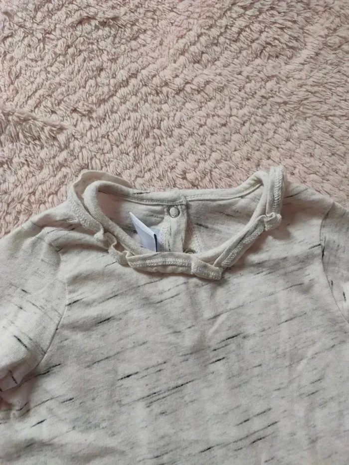 Tee-shirt manches longues Petit Bateau 6 mois - photo numéro 3