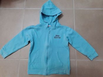 Veste molleton turquoise fille 5 ans U ESSENTIEL TBE