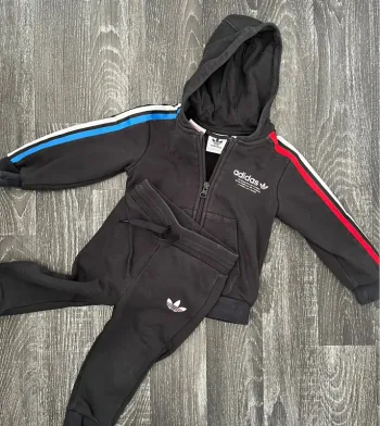 Ensemble adidas