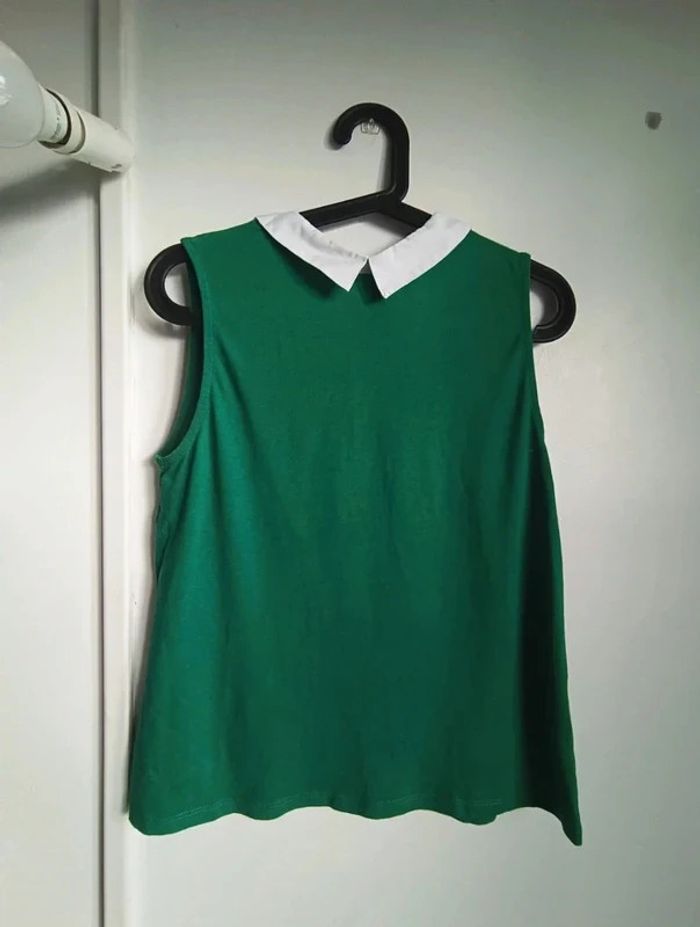 Haut débardeur vert col claudine blanc Taille M Kiabi En très bon état - photo numéro 2