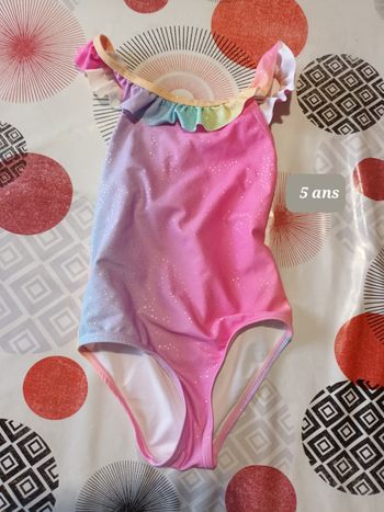 Maillot de bain taille 5 ans