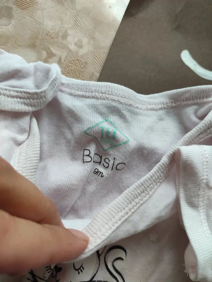 Lot de trois bodies manches courtes - photo numéro 6