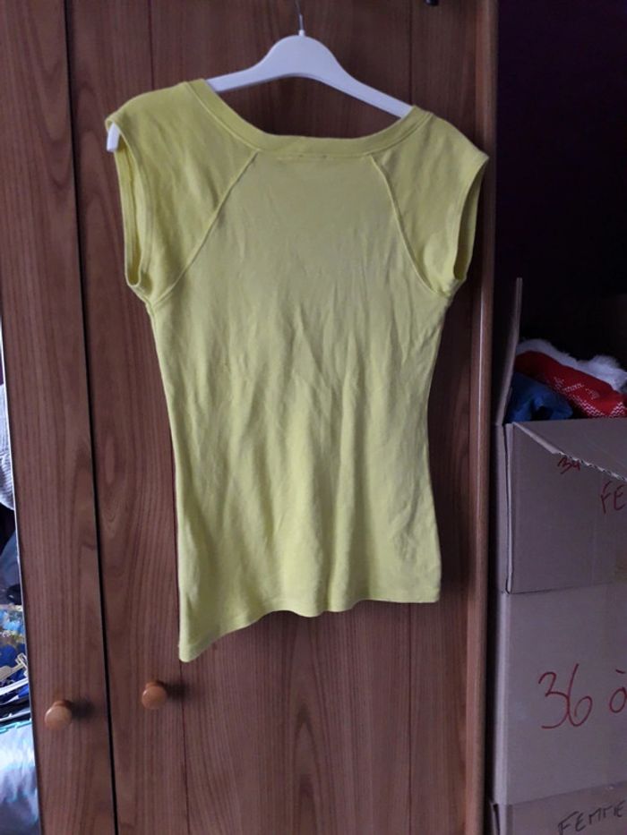 Tee shirt col en v - photo numéro 2