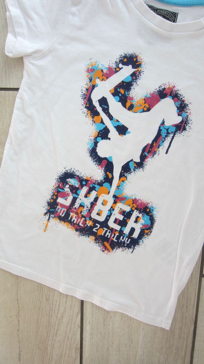 Tee shirt 7/8 ans - photo numéro 2